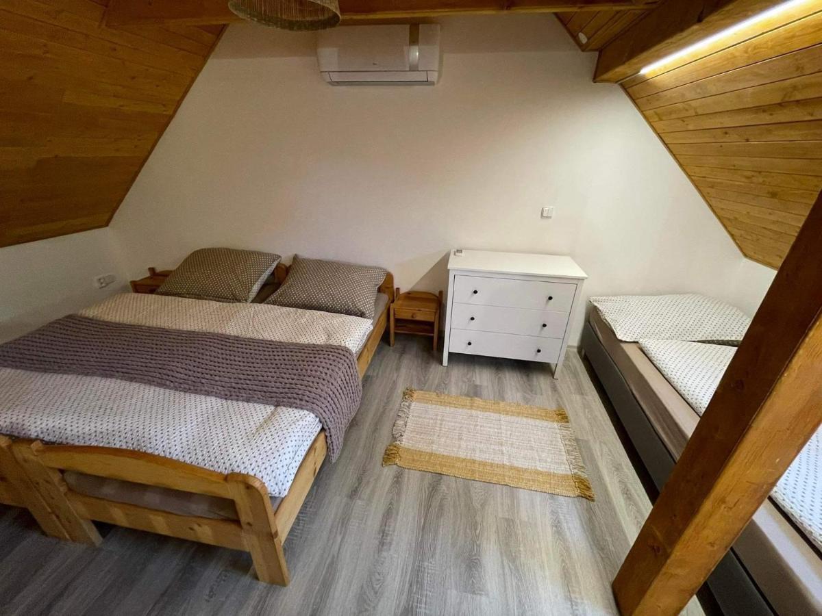 Vinny Sklep U Mna Mutěnice Buitenkant foto